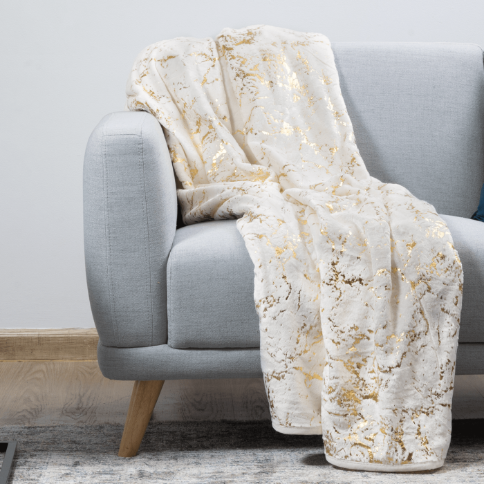 Creme Plush Plush Throws Sesli